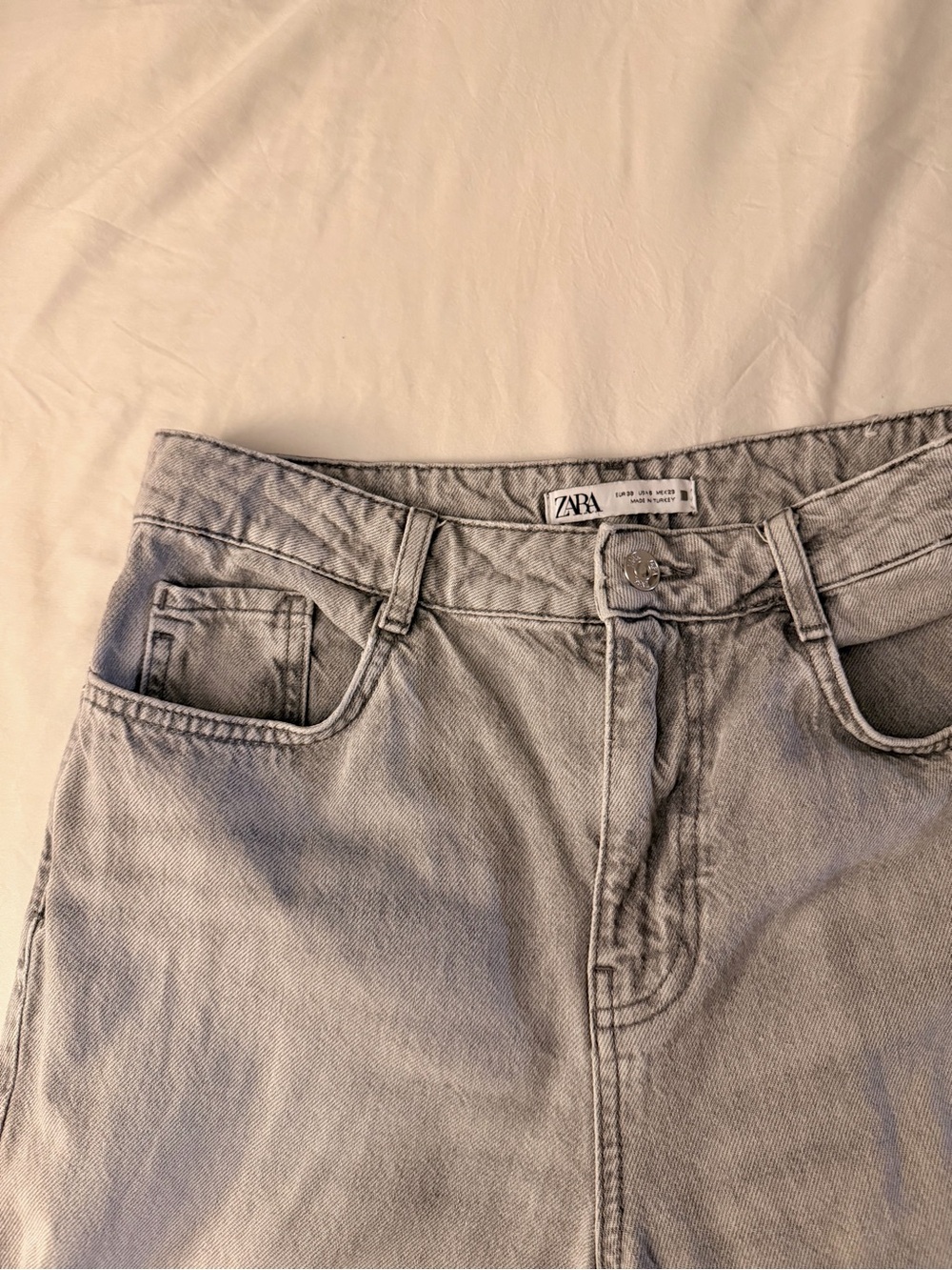 Zara jeans